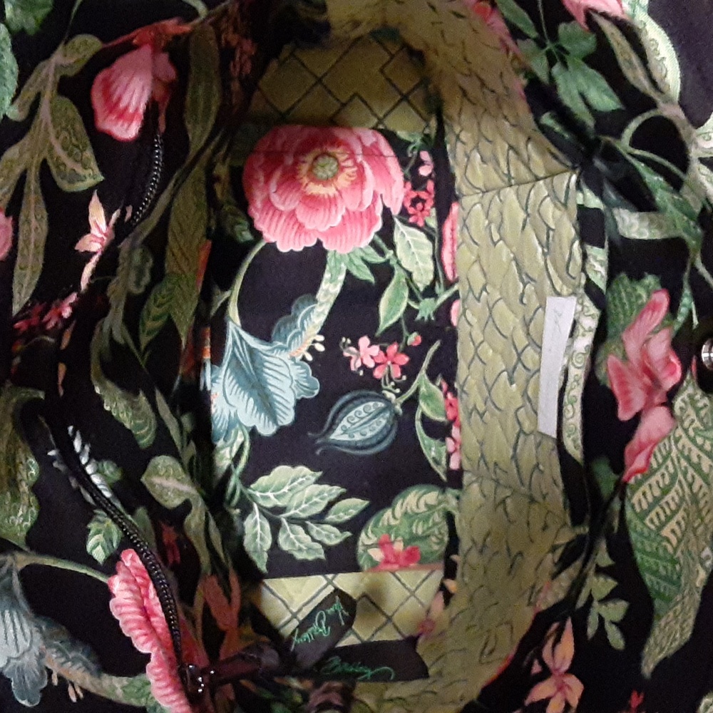 Vera Bradley Shoulder Bag - Picture 6 of 7